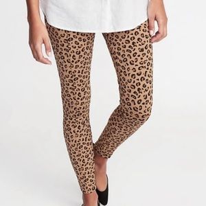 Old Navy - Leopard “Stevie” Ankle Pants